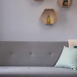 Charm Cozy Nest *
