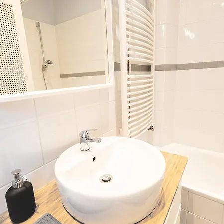 아파트 Charm Cozy Nest